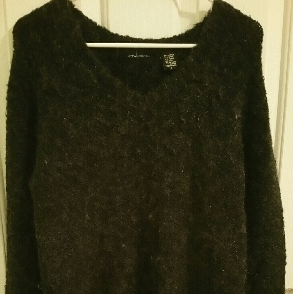 Moda International sweater